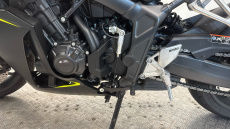 24MY Honda CBR650R E-Clutch